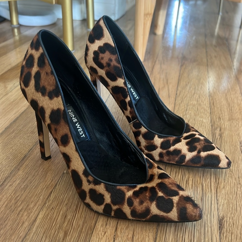 Nine West cheetah print pony hair pumps sz 5.5